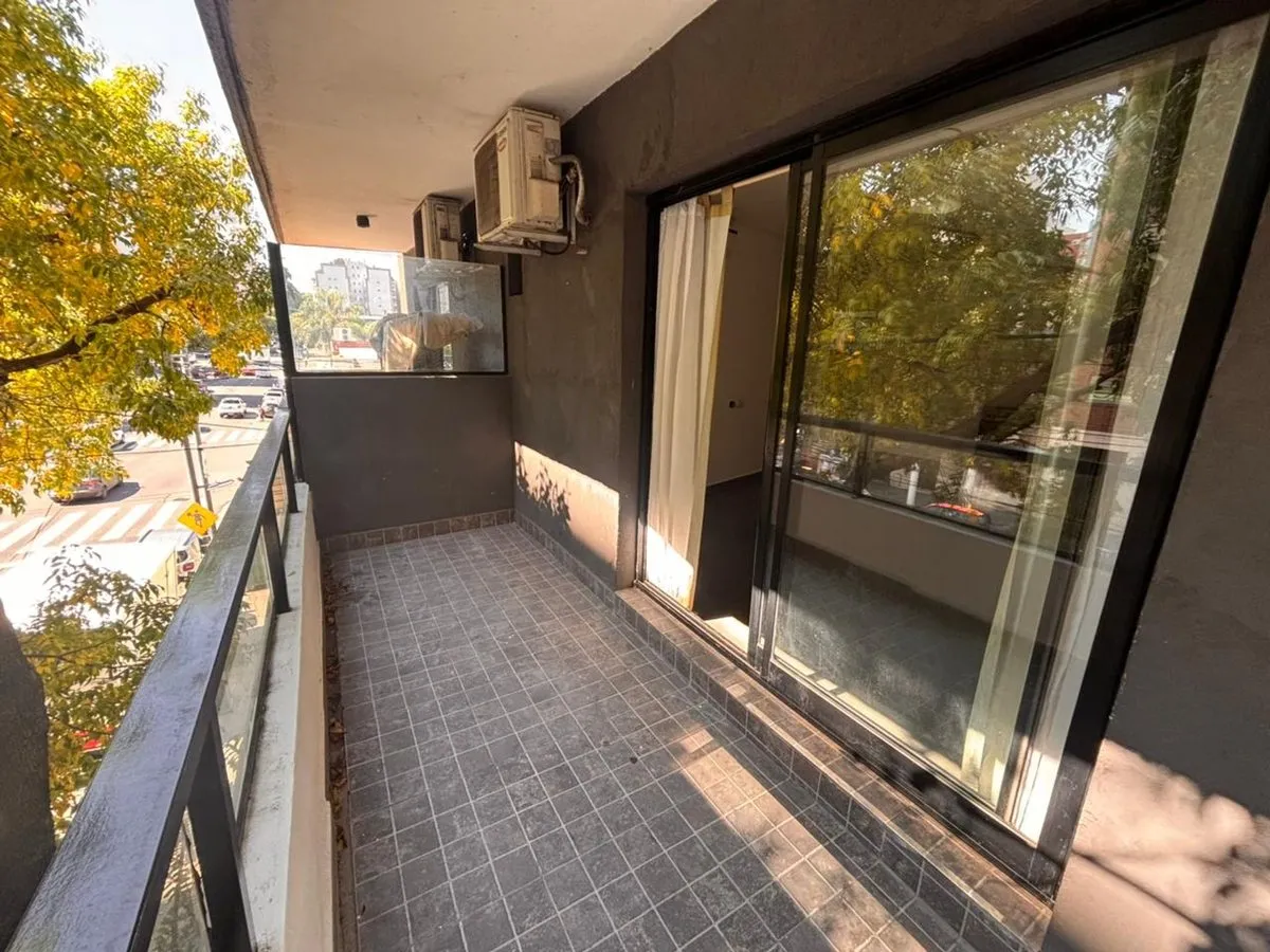 Departamento en Avenida Directorio 900
