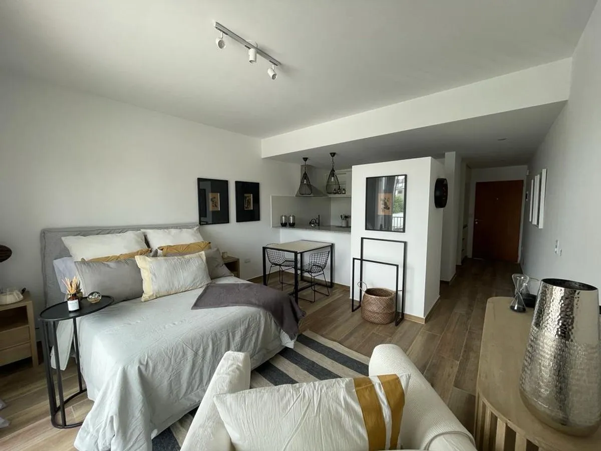 Departamento en 43 E/ 17 y Diag 76 1100