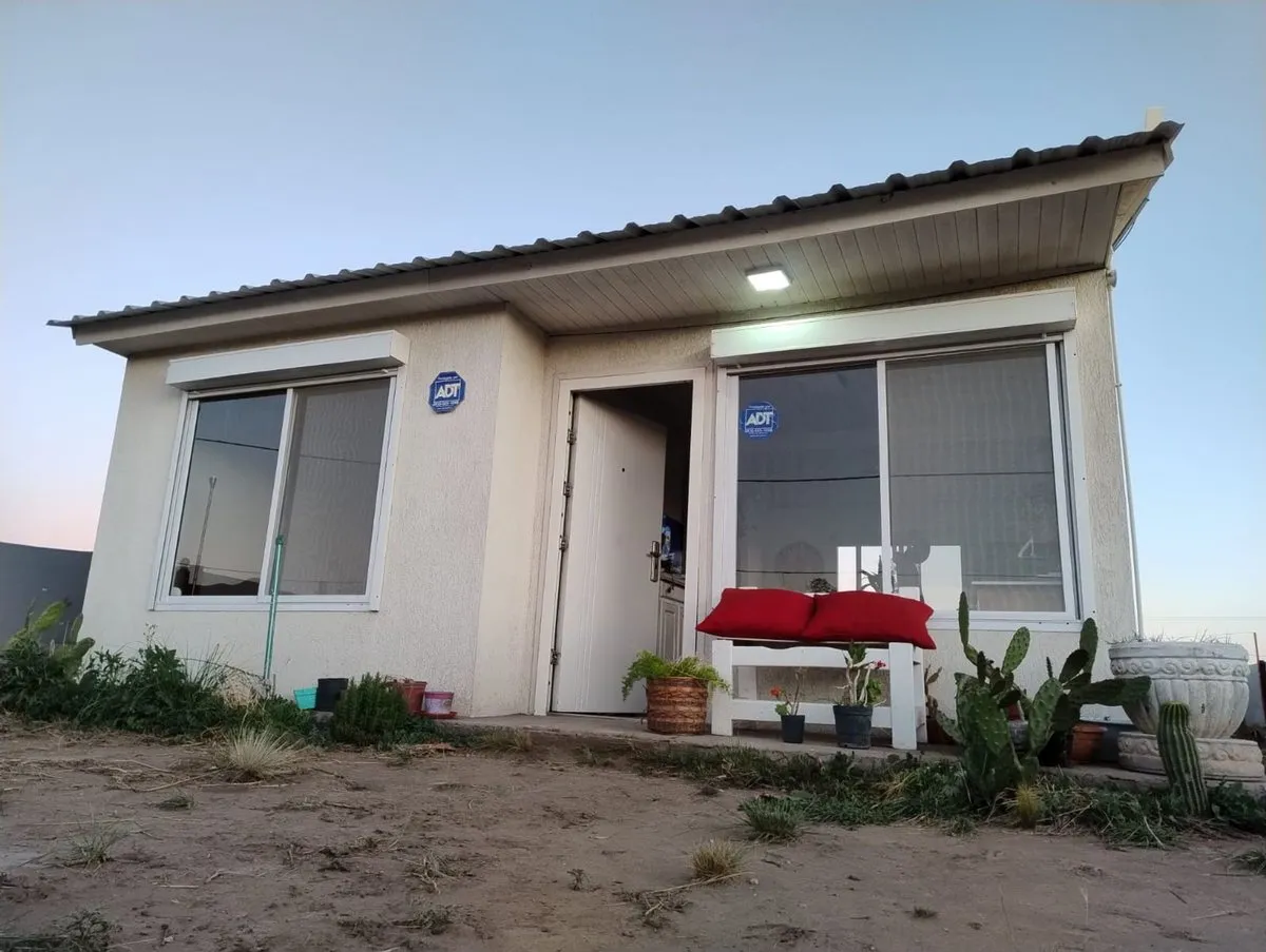 Casa en Ángel Gallardo 300