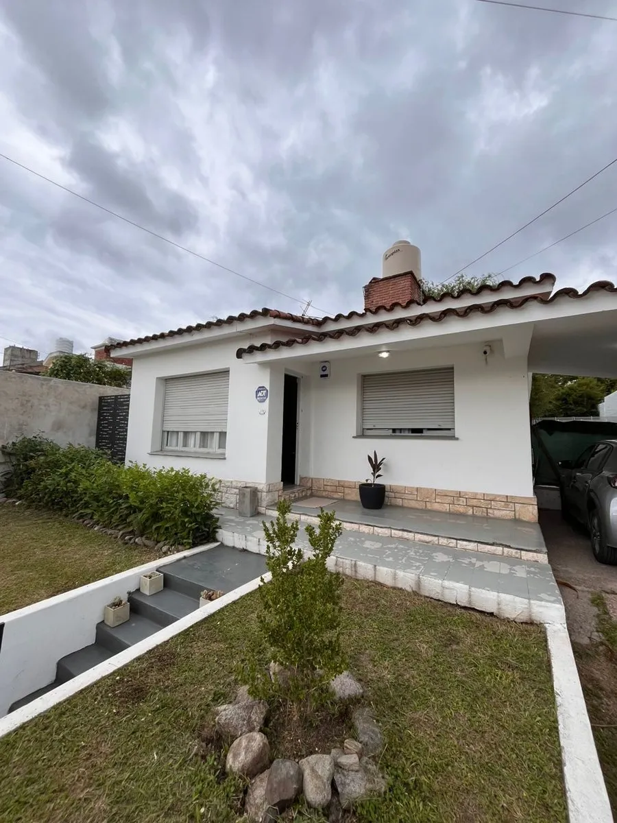 Casa en Yapeyú 300