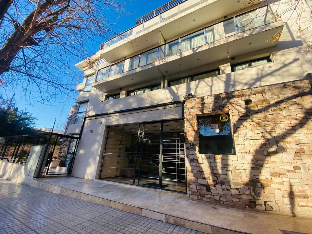 Departamento en Manuel A. Saez 700