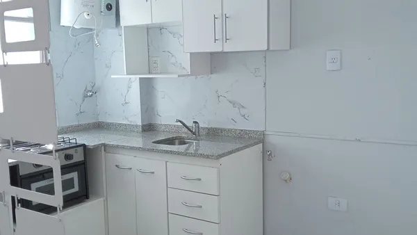 Departamento en Alberti 100