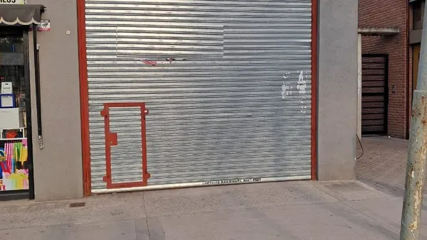 Local Comercial en Avenida Primera Junta 100