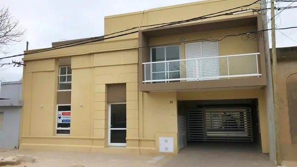 Departamento en Almirante Brown 2100