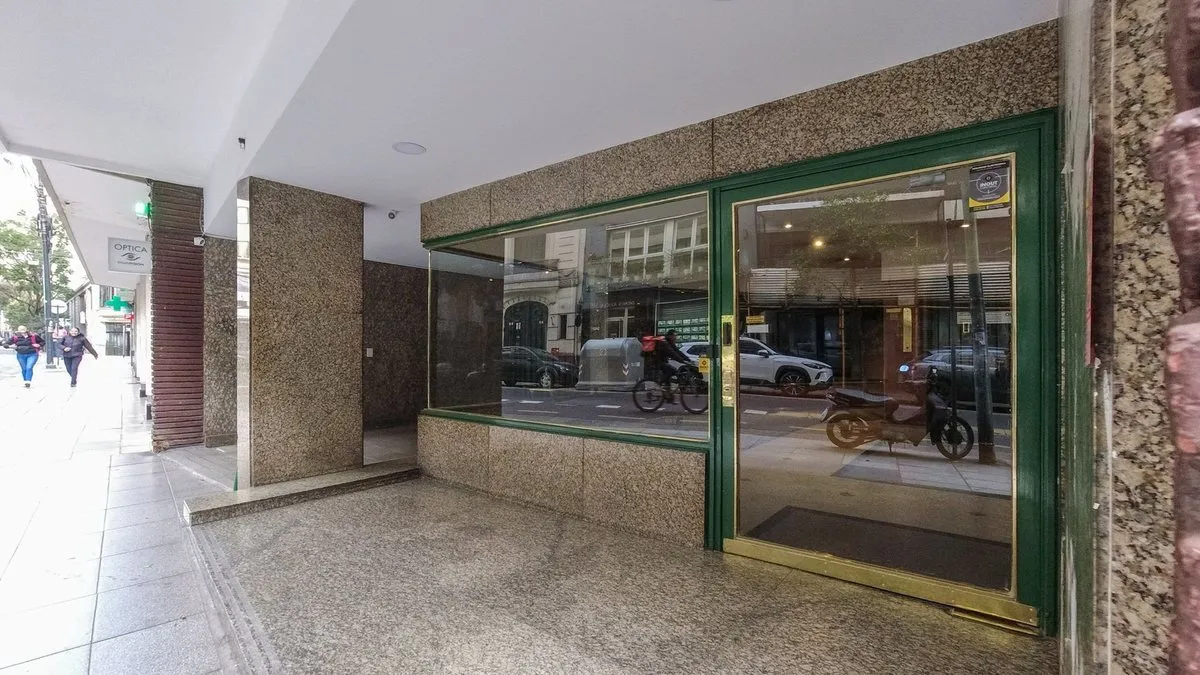 Departamento en Marcelo Torcuato de Alvear 2400