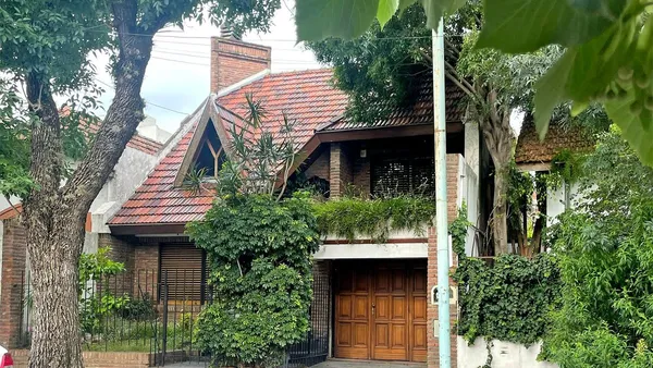 Casa en Olivieri 200