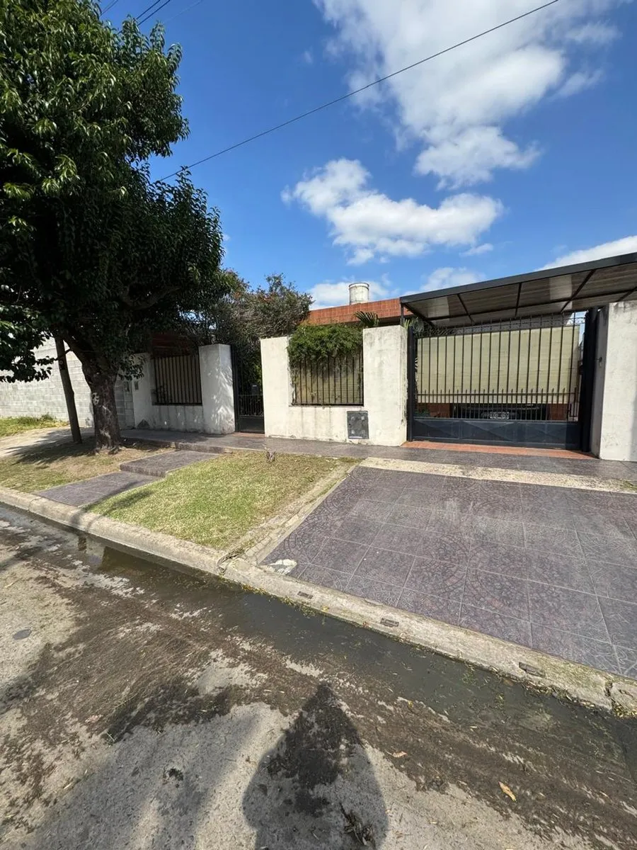Casa en Marcos Sastre 1300