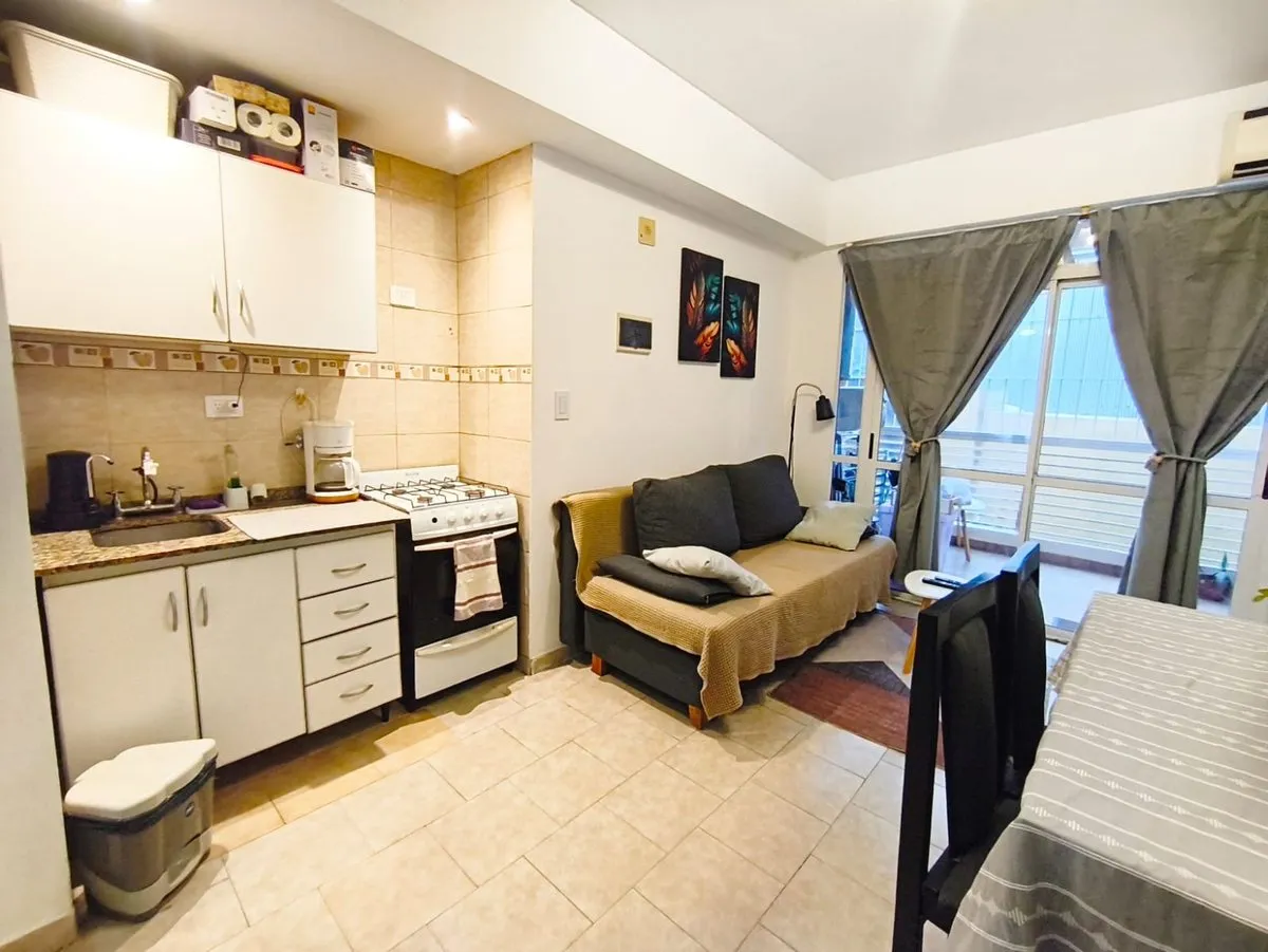 Departamento en Av. Rivadavia 8900