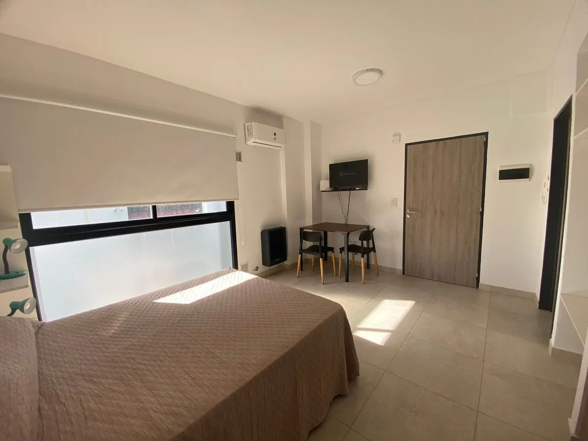 Departamento en Humberto 1º 2300