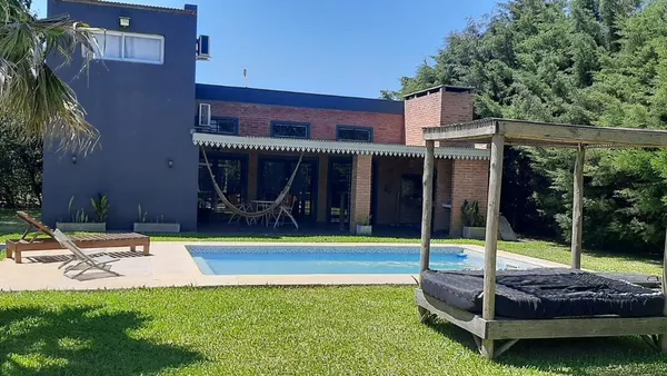 Quinta en Segundo Sombra 3700
