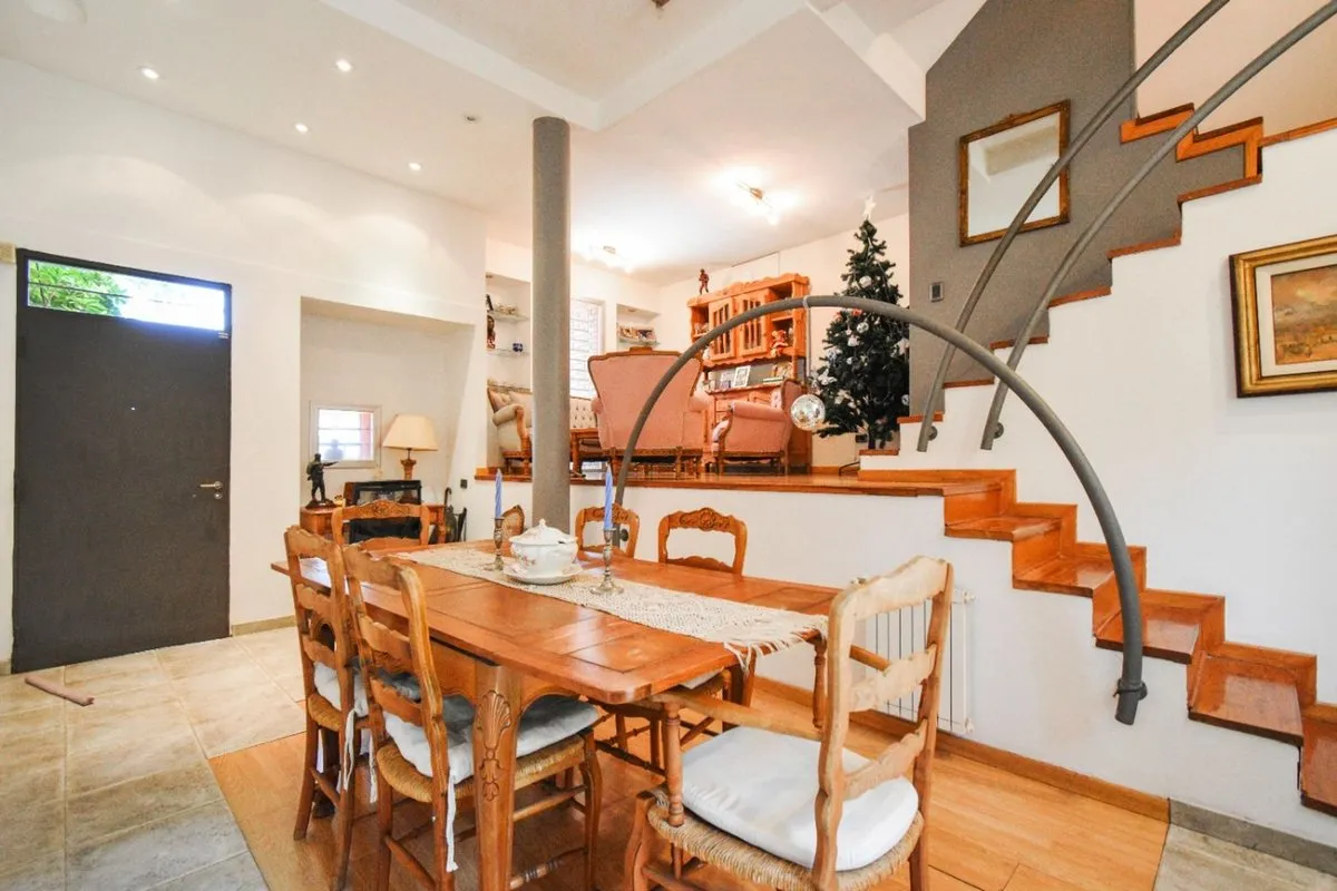 Casa en Gobernador Valentín Vergara 1800