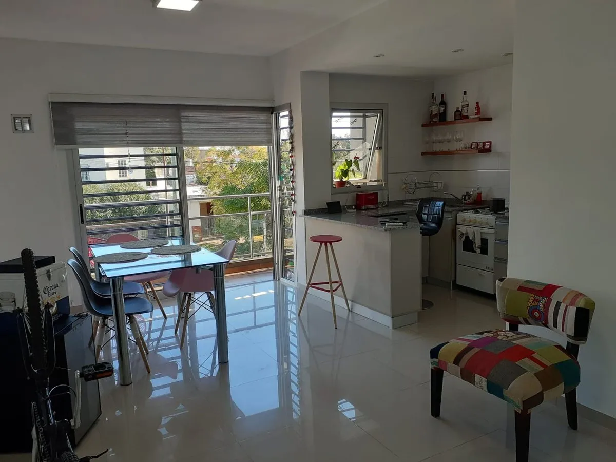 Departamento en Urquiza 300