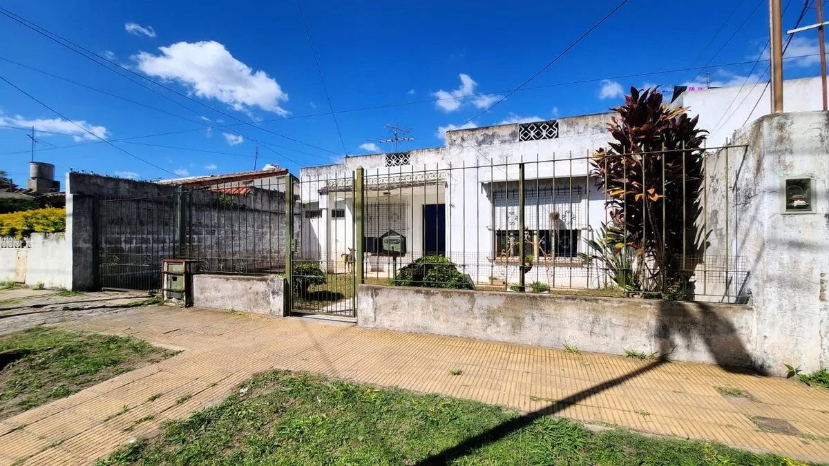 Casa en Pedro de Mendoza 800