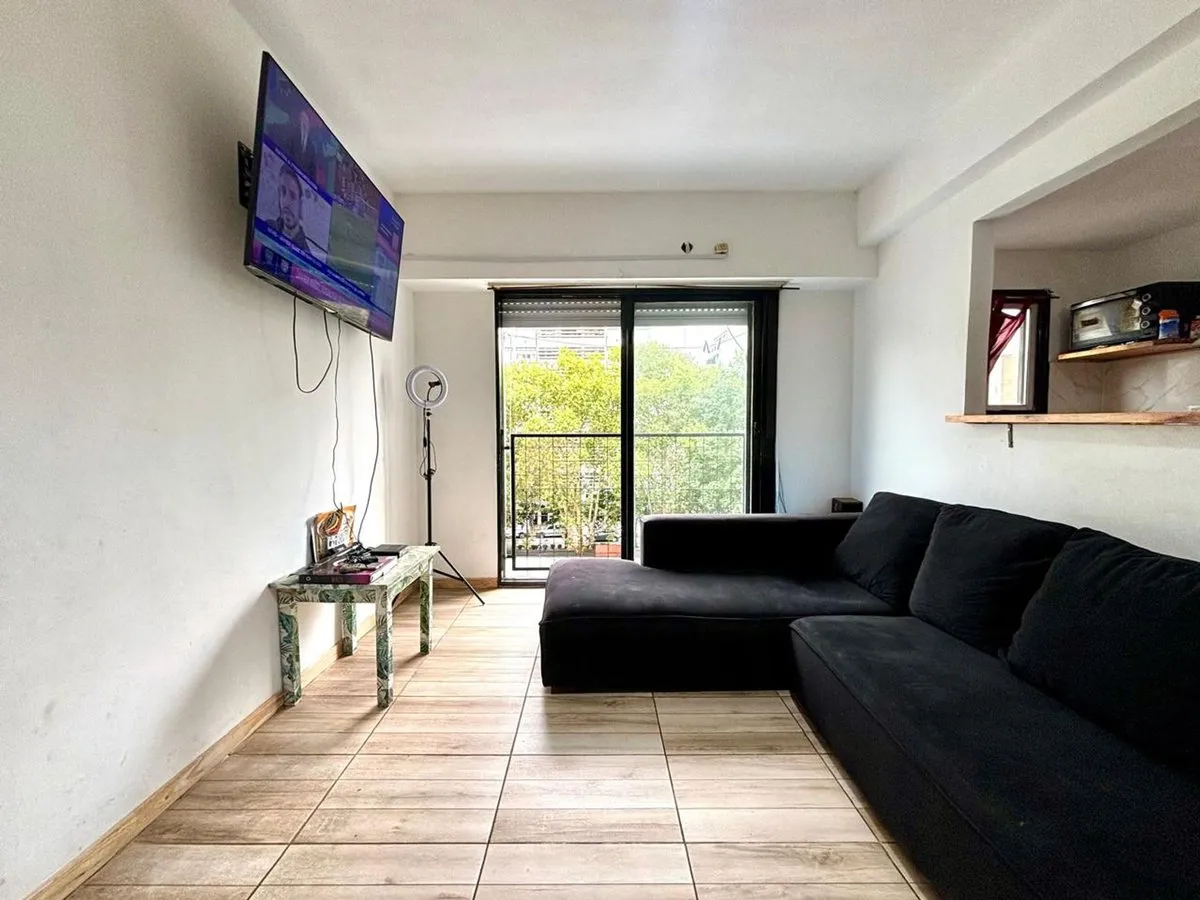 Departamento en Calle 5 Entre 44 y 45 600