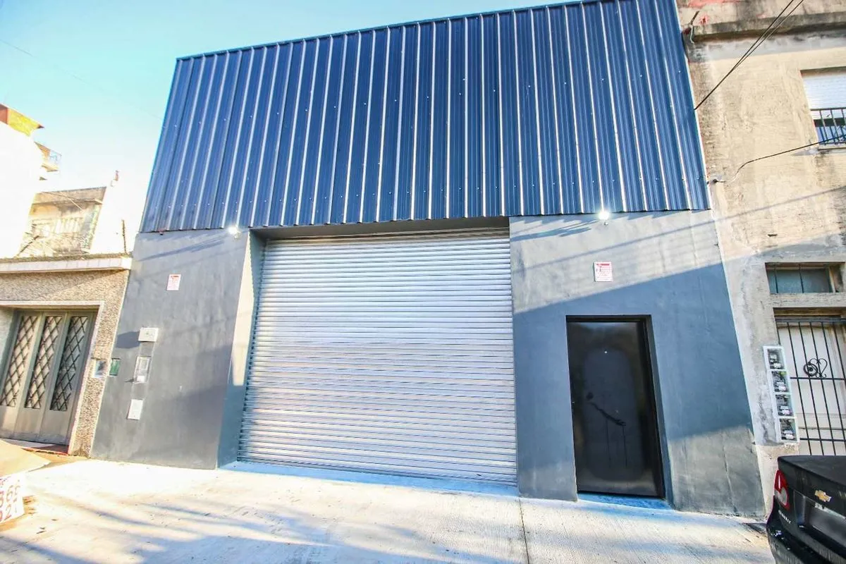 Industria en Abdón García 3600