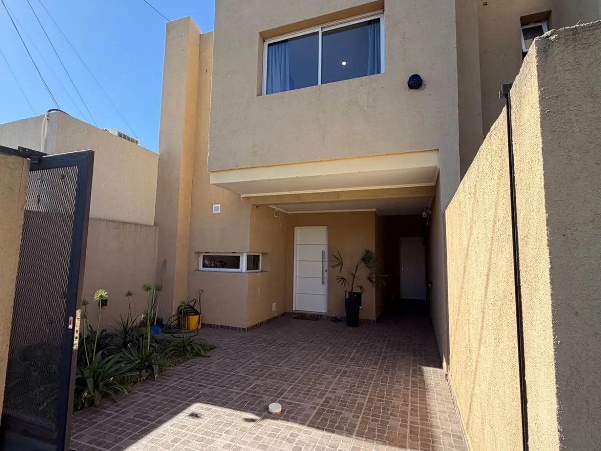 Casa en Balcarce 2900
