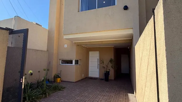 Casa en Balcarce 2900