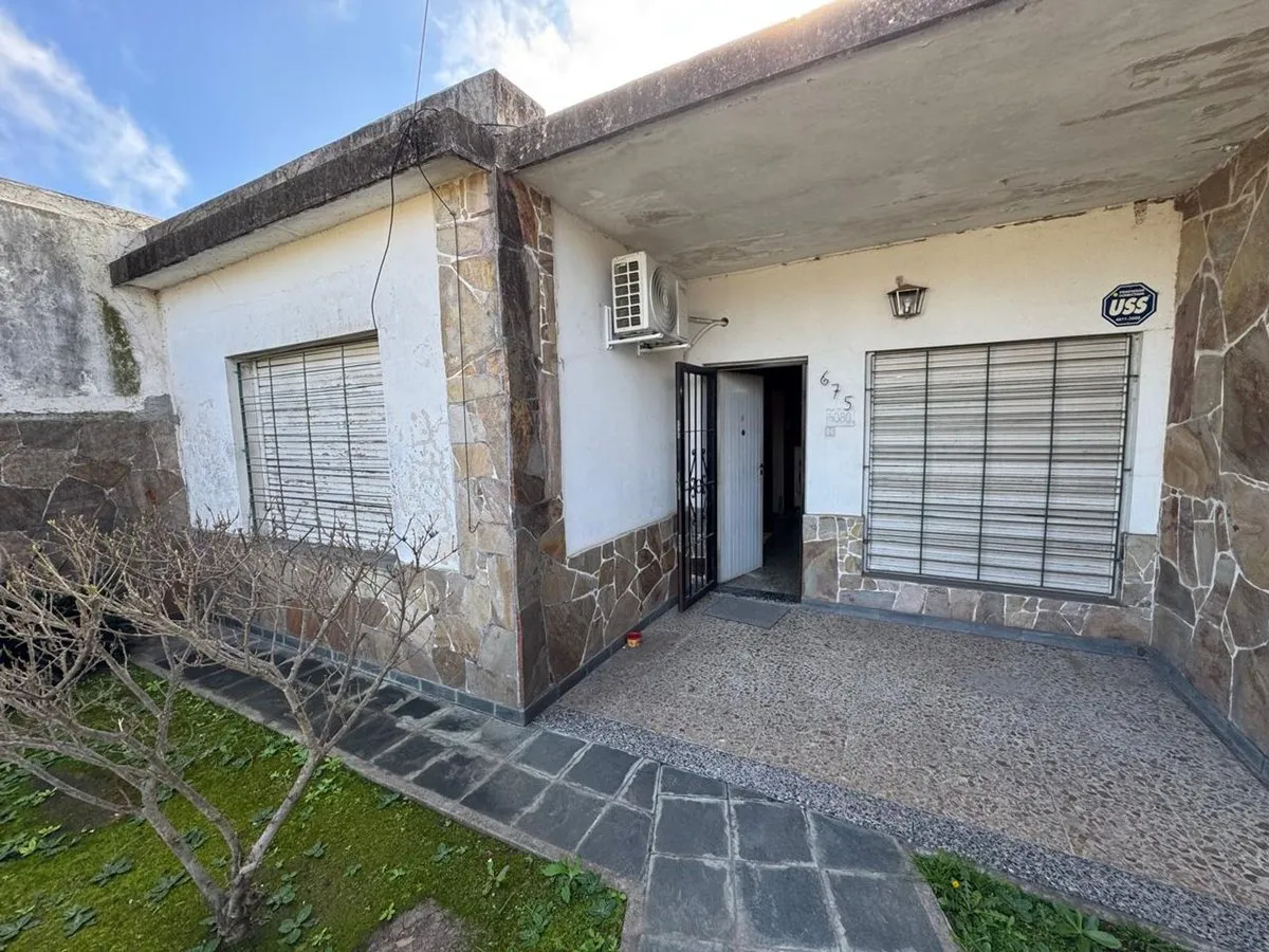 Casa en Intendente Guillermo Davidson 600