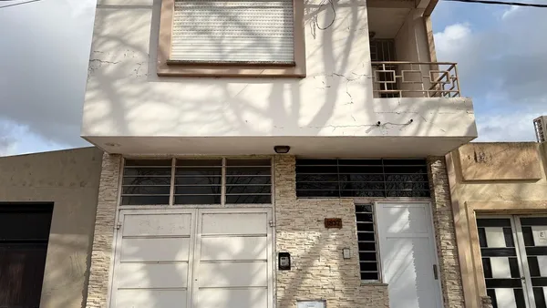 Casa en Avellaneda 1800