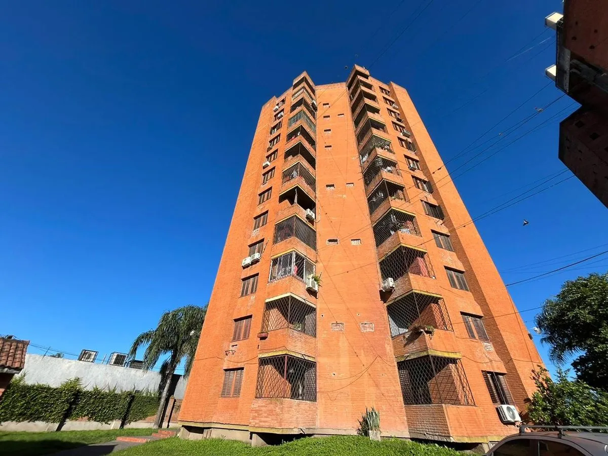 Departamento en Avenida Alem 1800