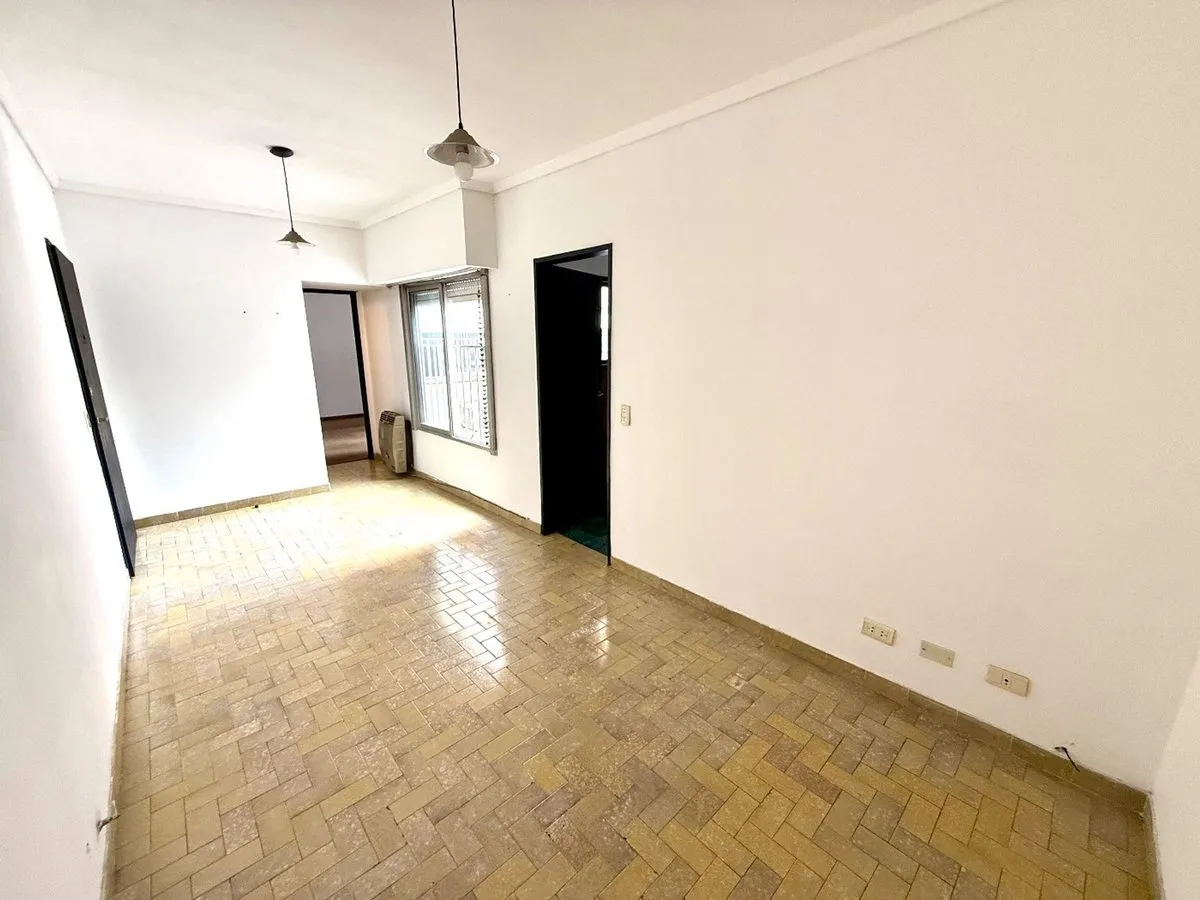 Departamento en Colón 200