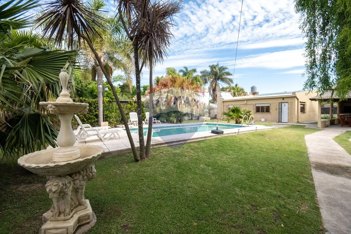 Quinta en Calle Presidente Bartolomé Mitre 1100