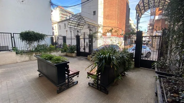 Oficina en Ricardone 1200
