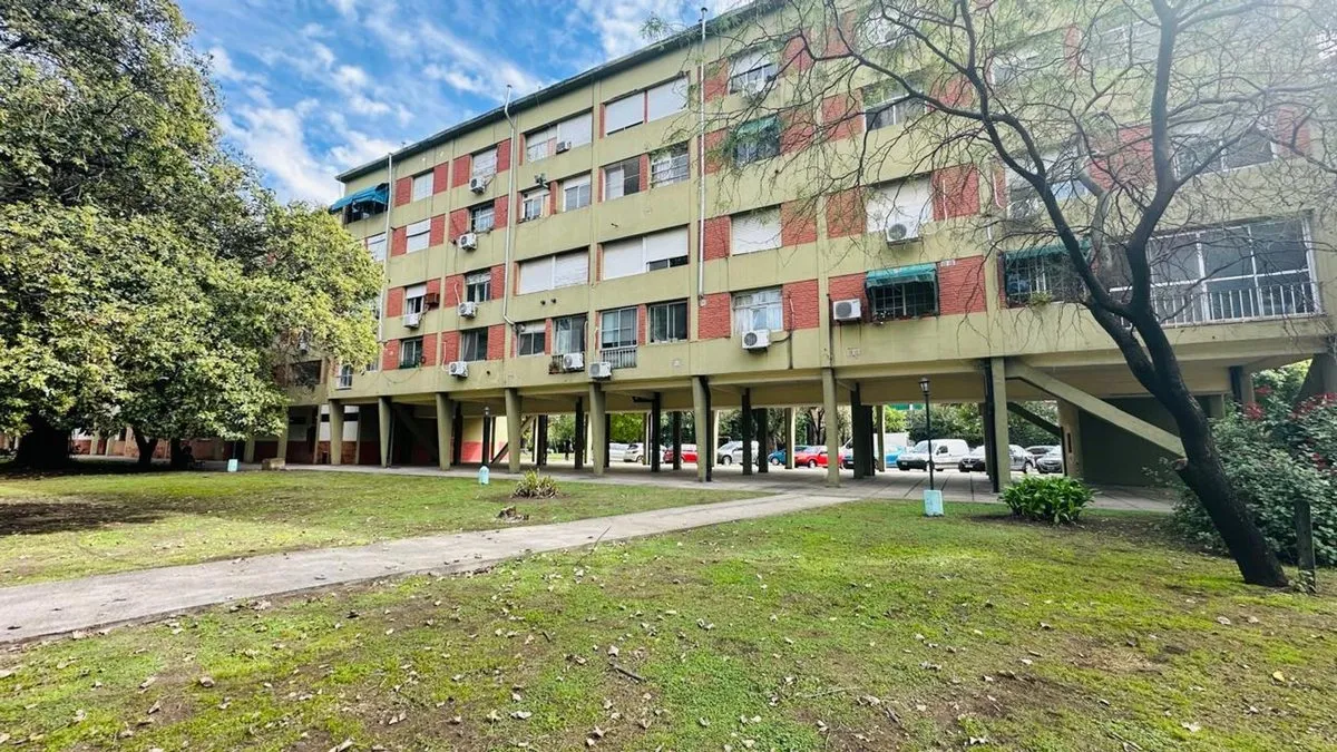Departamento en Díaz Vélez 200