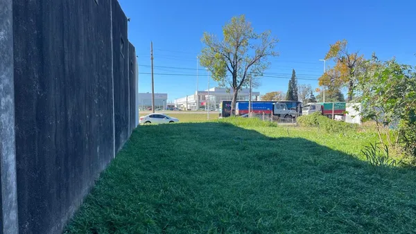 Lote en Avenida Angela de la Casa 1800