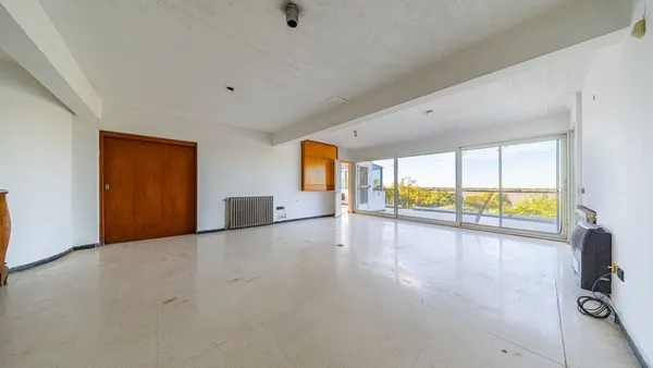 Casa en José Hernández 2300