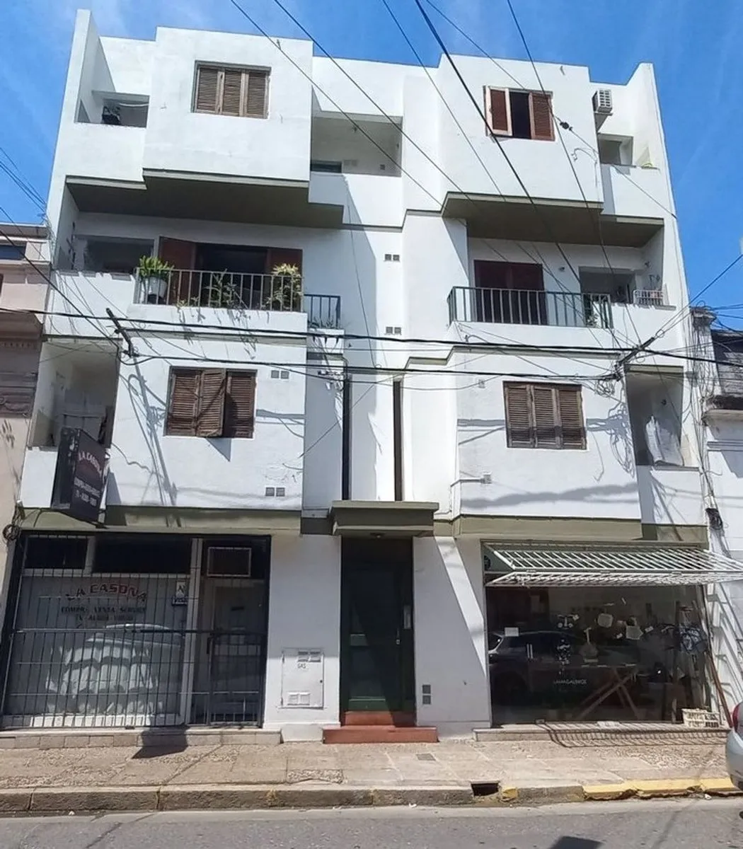 Departamento en Lisandro de la Torre 2700