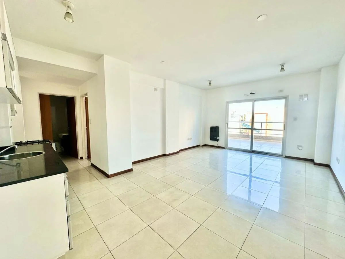 Departamento en Avenida Rivadavia 9800