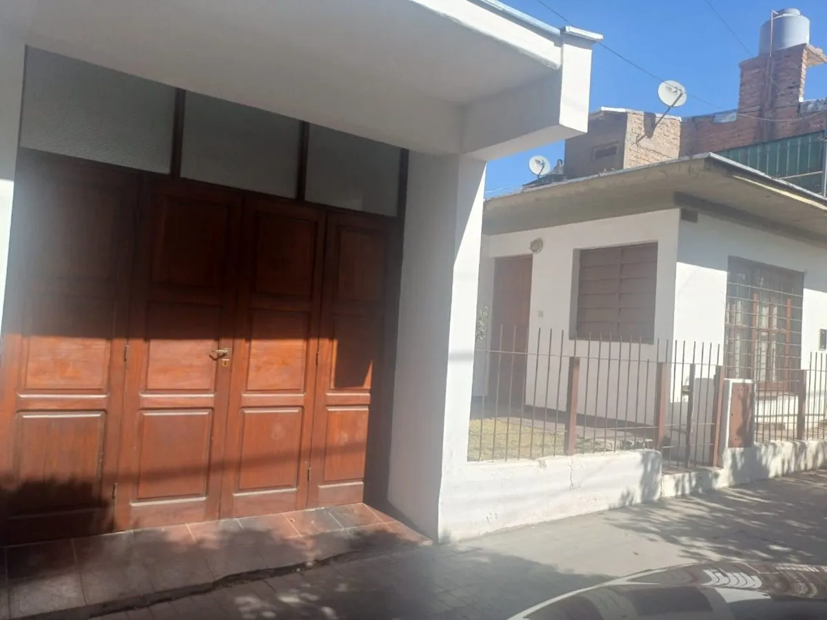Casa en Lago Argentino 2200