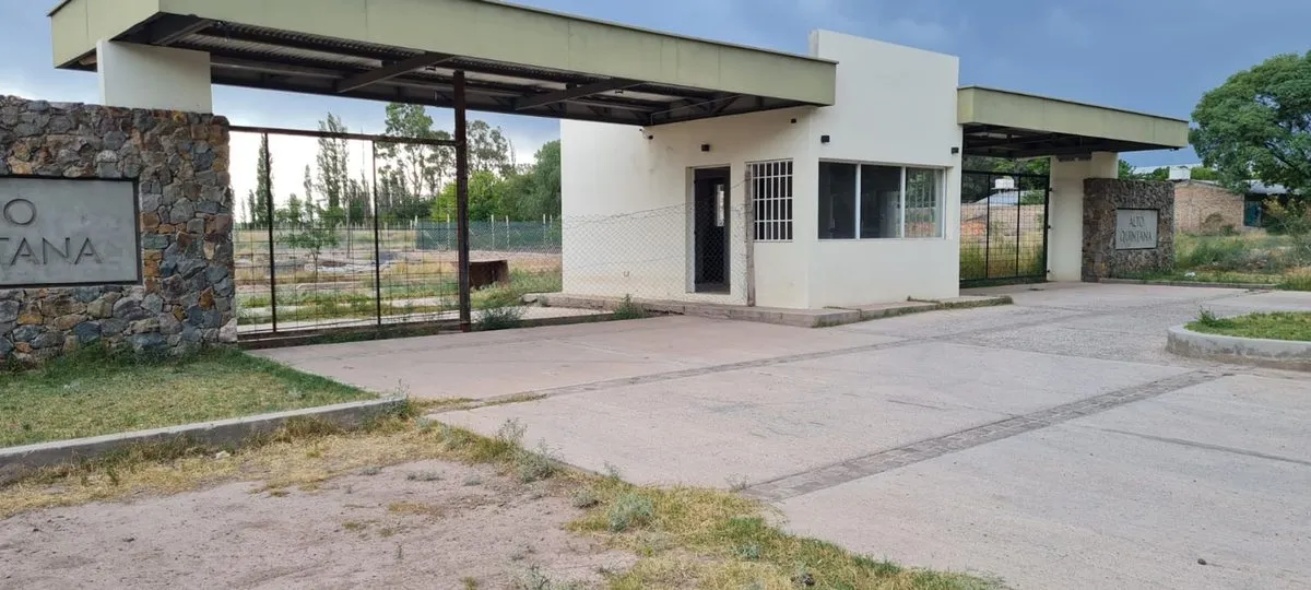 Lote en Quintana 700