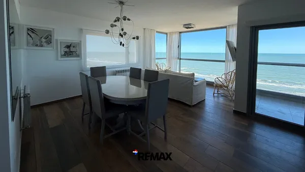 Departamento en Juan Domingo Perón 900
