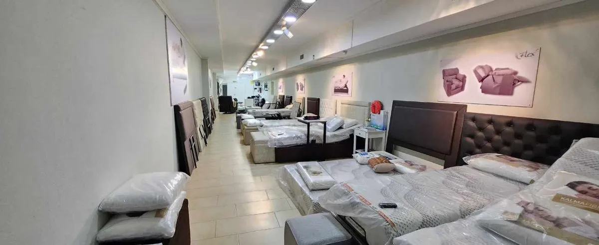 Local Comercial en 24 de Noviembre 400