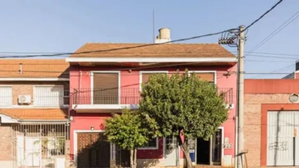Lote en Doctor Mariano Moreno 5000