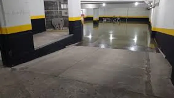 Cochera en Juan de Garay 3600