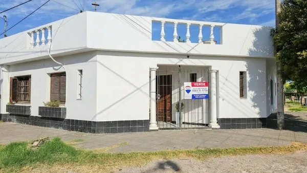 Casa en Ameghino 1000
