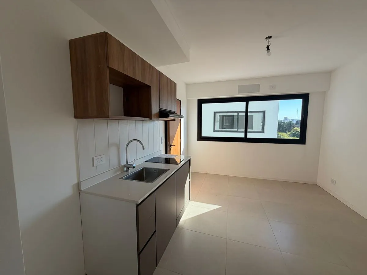 Departamento en Deán Funes 1000