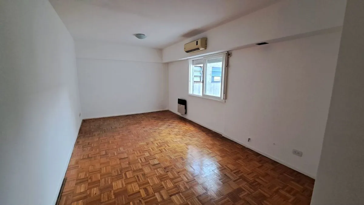 Departamento en Virrey Olaguer y Feliú 1700