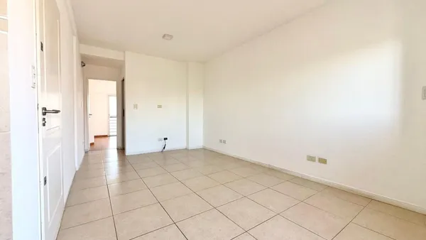 Departamento en Vicente Damonte 1500