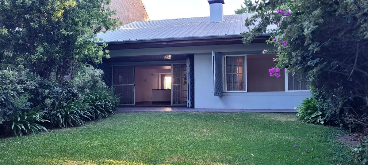 Casa en Saraví 3800