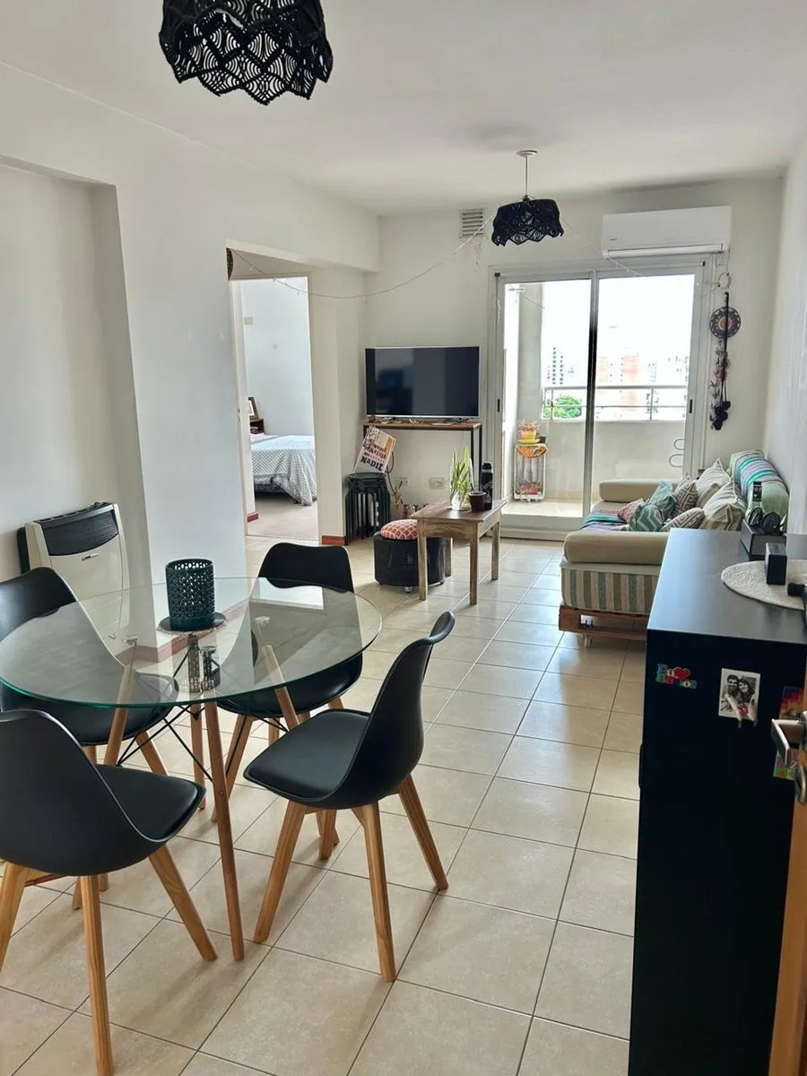 Departamento en Hipólito Irigoyen 2900