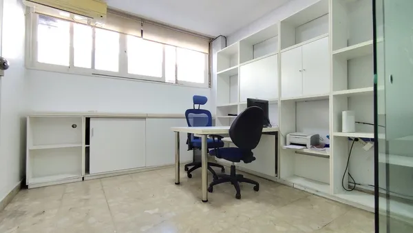 Oficina en Coronel Apolinario Figueroa 500