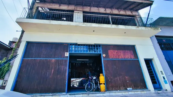 Local Comercial en Alvarado 5800