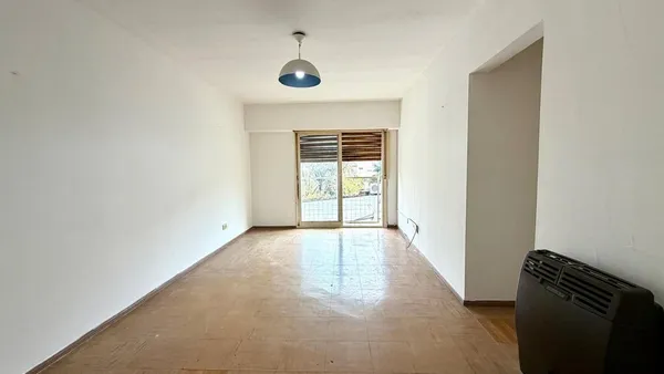 Departamento en Calle 5 Entre 44 y 45 600