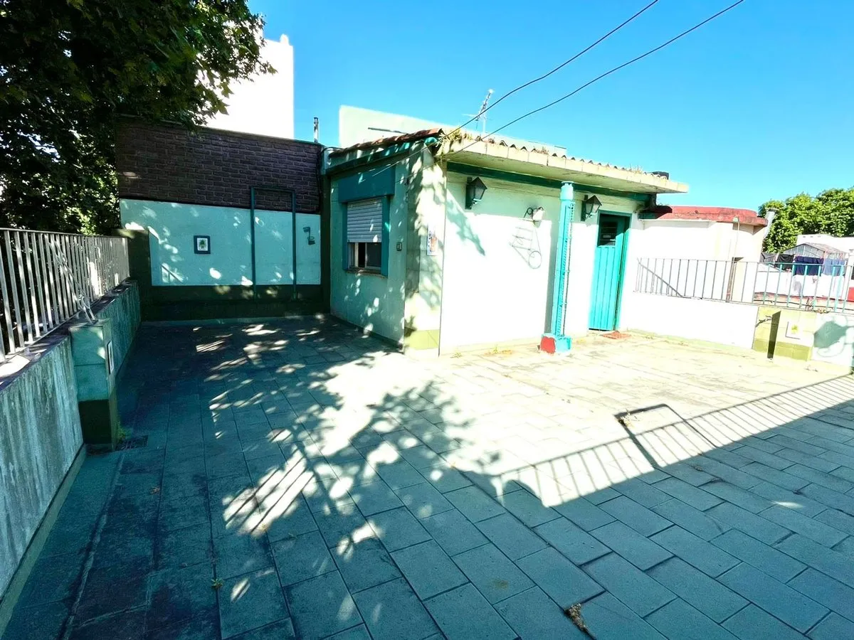 P H en Avenida Álvarez Jonte 2000