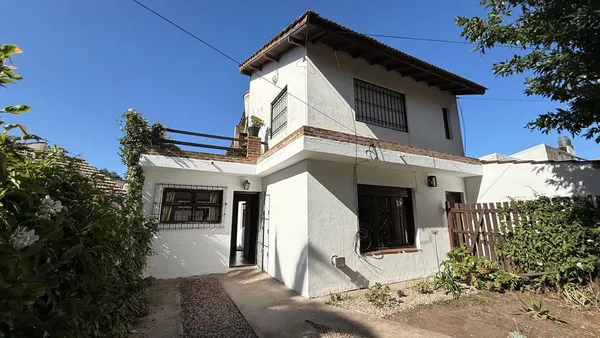 Casa en Florisbelo Acosta 6800