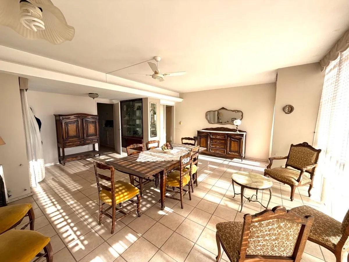 Departamento en Chacabuco 700